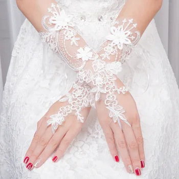 Moda Ljepota Vjenčanje Vjenčanje Bijele Rukavice Bez Prstiju Čipke Biseri Eblow Dužina Dizajn Rukavice Elegantne Večernje Uređenje Pribor