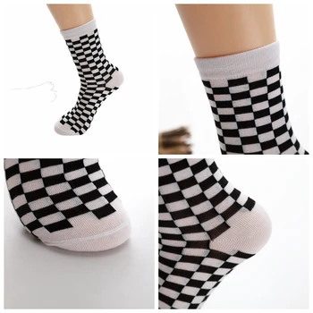 1 Par Funky Kawai Trend Ženske čarape u igra šah daska Geometrijski kariranih čarape Muške hip-hop, pamuk Unisex Ulica odjeća Novost Čarape