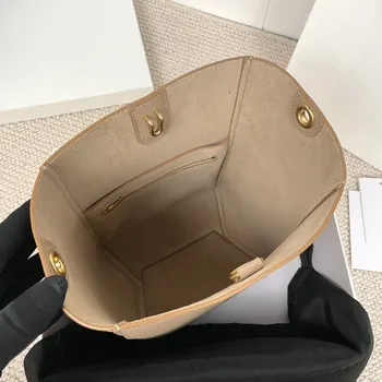 2022 Nova elegantna modna ženska torba Torba na rame Luksuzne ženske torbe-poruke Korporativni dizajn Torbe-kante Torba velikog kapaciteta