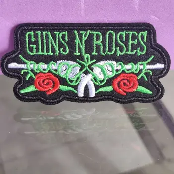 Običaj Dizajn DIY Crna Саржевая Tkanina Mali Cvijet Ruže Guns N Roses Glazba Rock-grupe Krpa Vez Glačalo na Obloge za Jakne